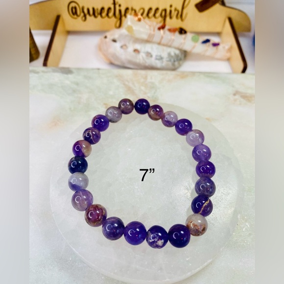 Handmade Purple Amethyst Natural Gemstone Stretch Bracelet - Picture 5 of 8